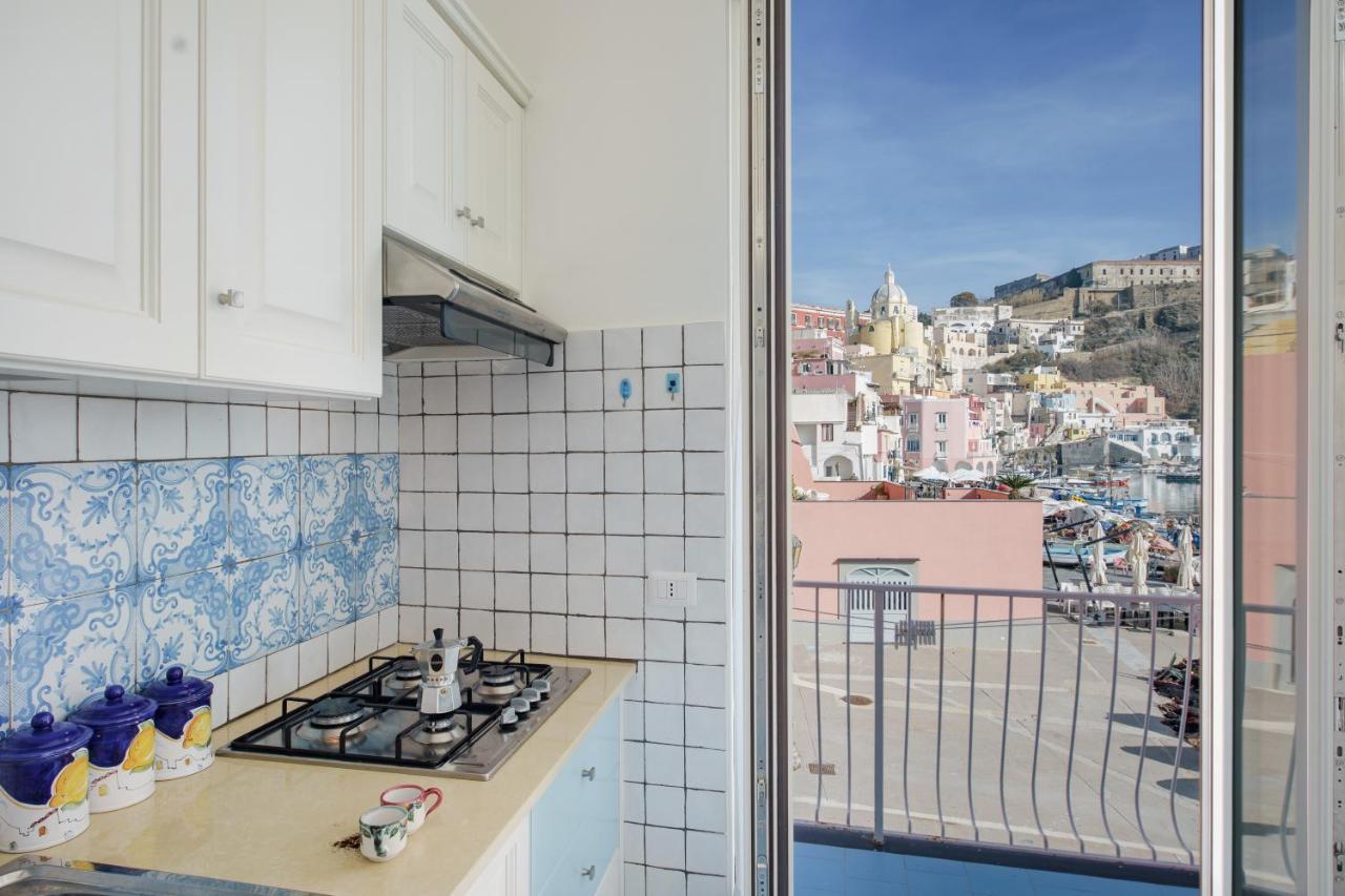 Corricella Exclusive Loft - Gioia Apartments Procida Bagian luar foto