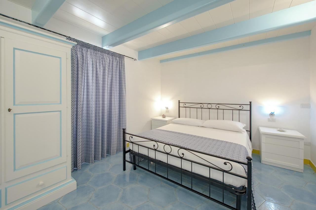 Corricella Exclusive Loft - Gioia Apartments Procida Bagian luar foto